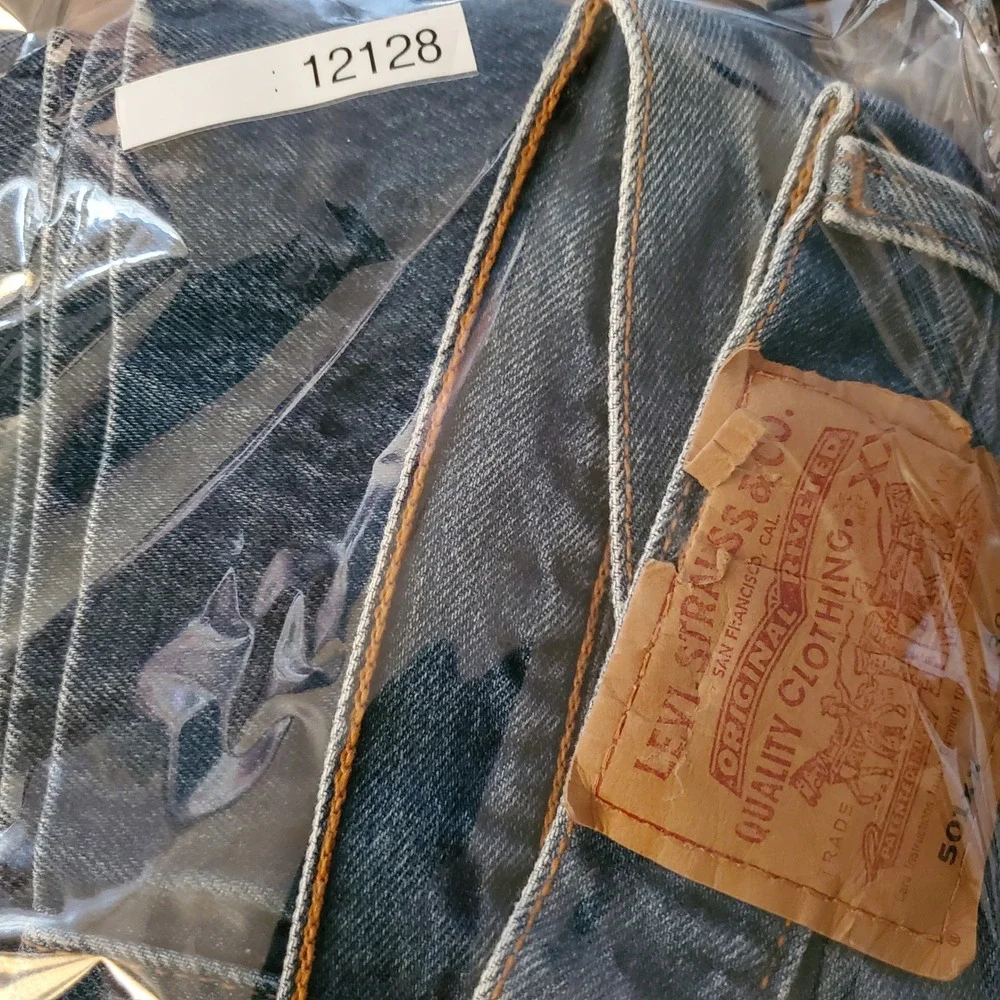 Vintage Levis 501 Jeans FITS 34X25 tag 38x34 Blue Denim Button Fly 90s *Hemmed